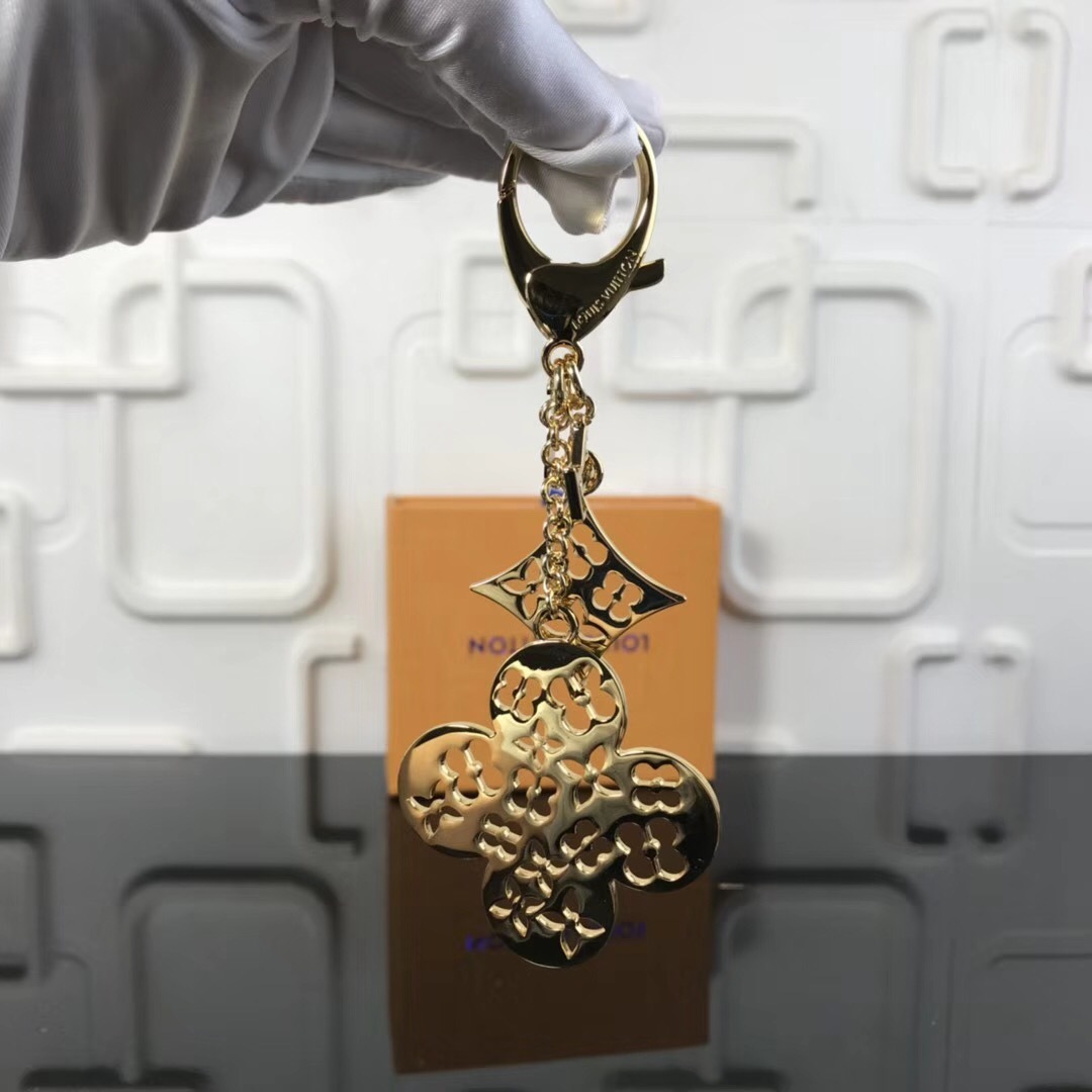 LV FETISH FLOWER BAG CHARM AND KEY HOLDER M65333