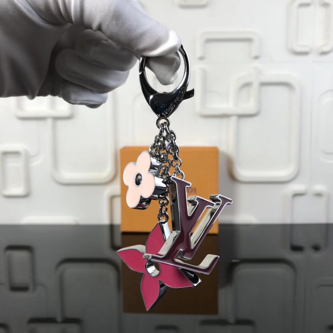 LV FLEUR DE MONOGRAM BAG CHARM M67119 