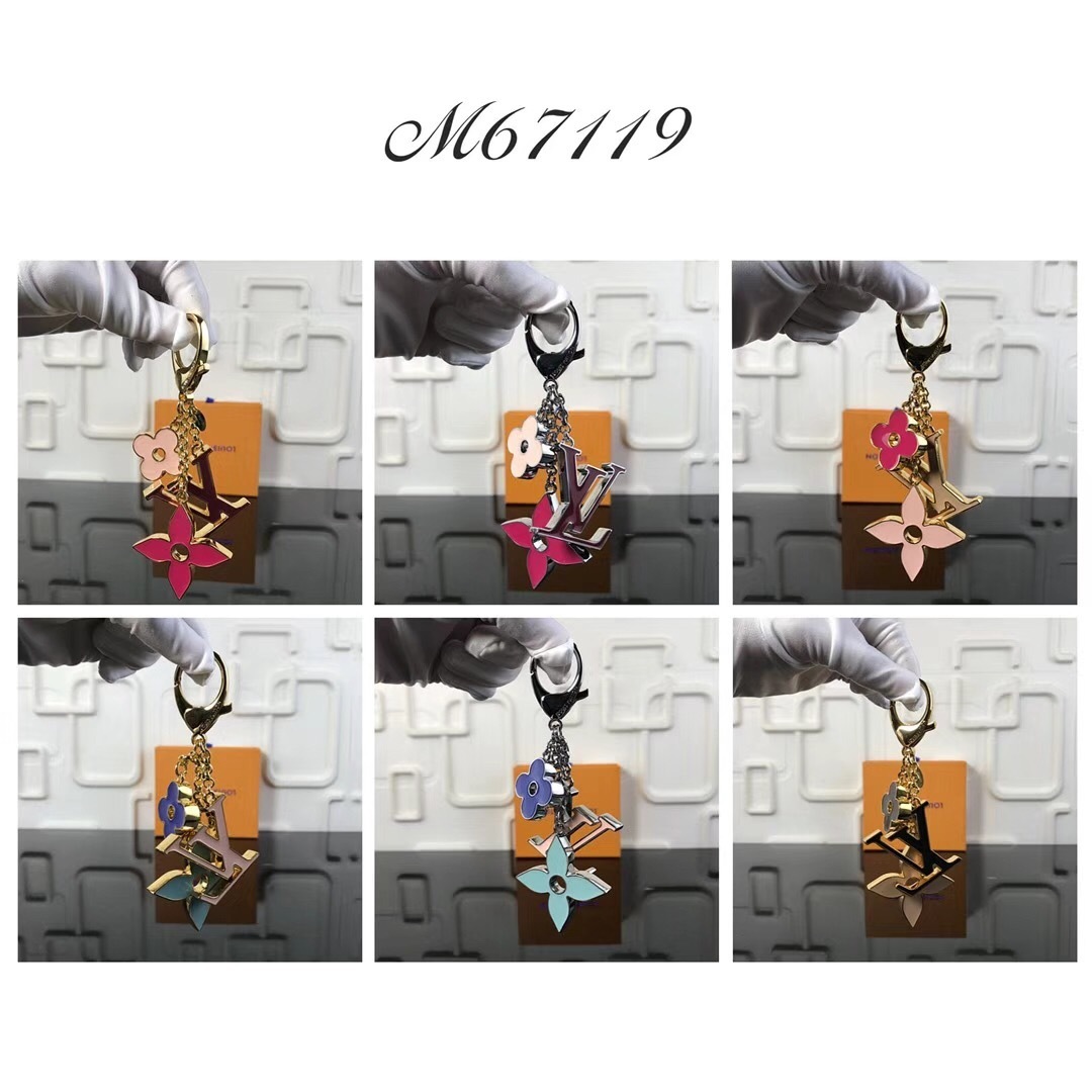 LV FLEUR DE MONOGRAM BAG CHARM M67119 