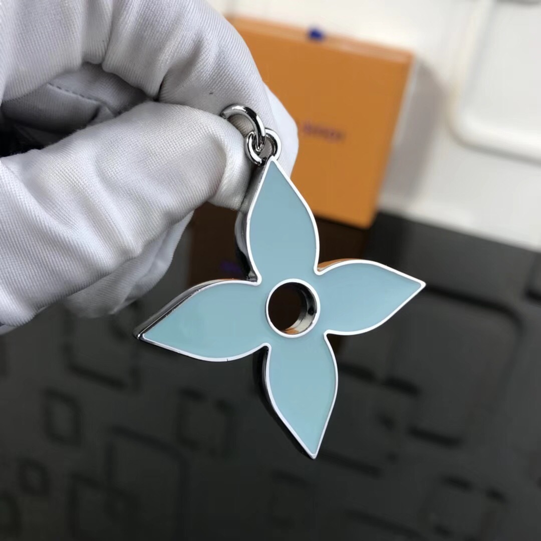 LV FLEUR DE MONOGRAM BAG CHARM M67119 