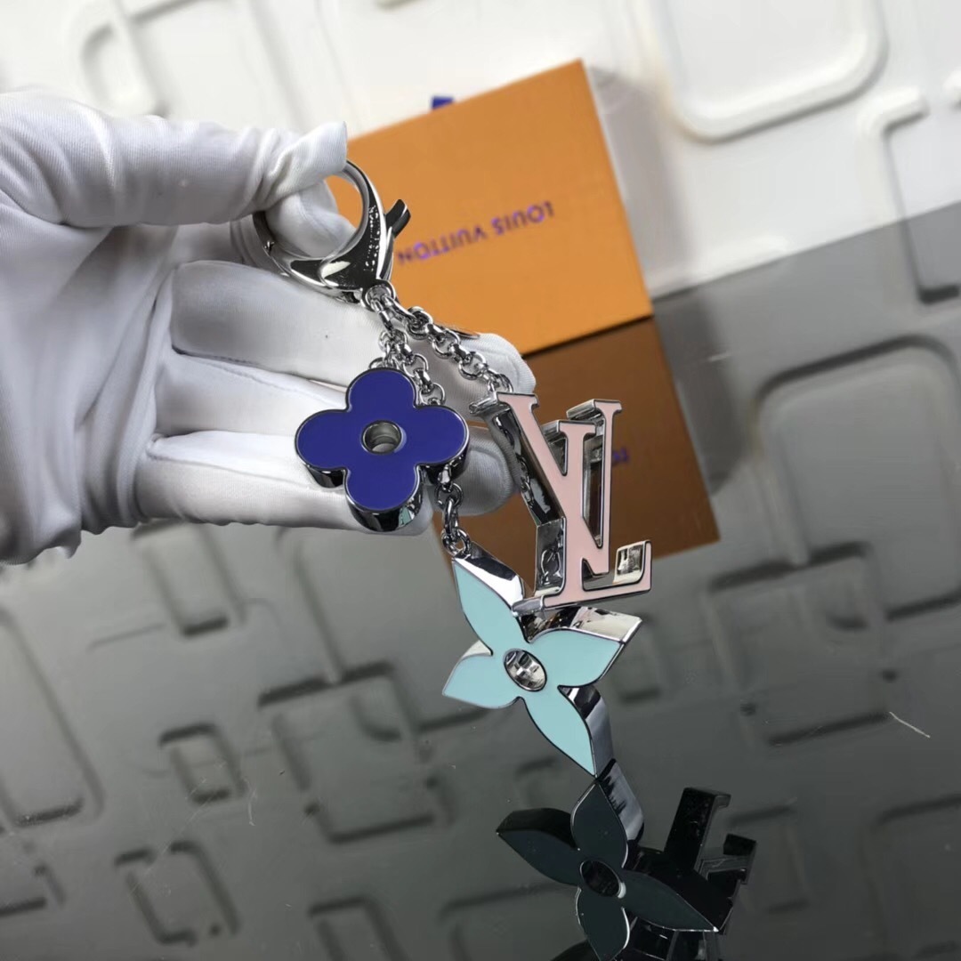 LV FLEUR DE MONOGRAM BAG CHARM M67119 