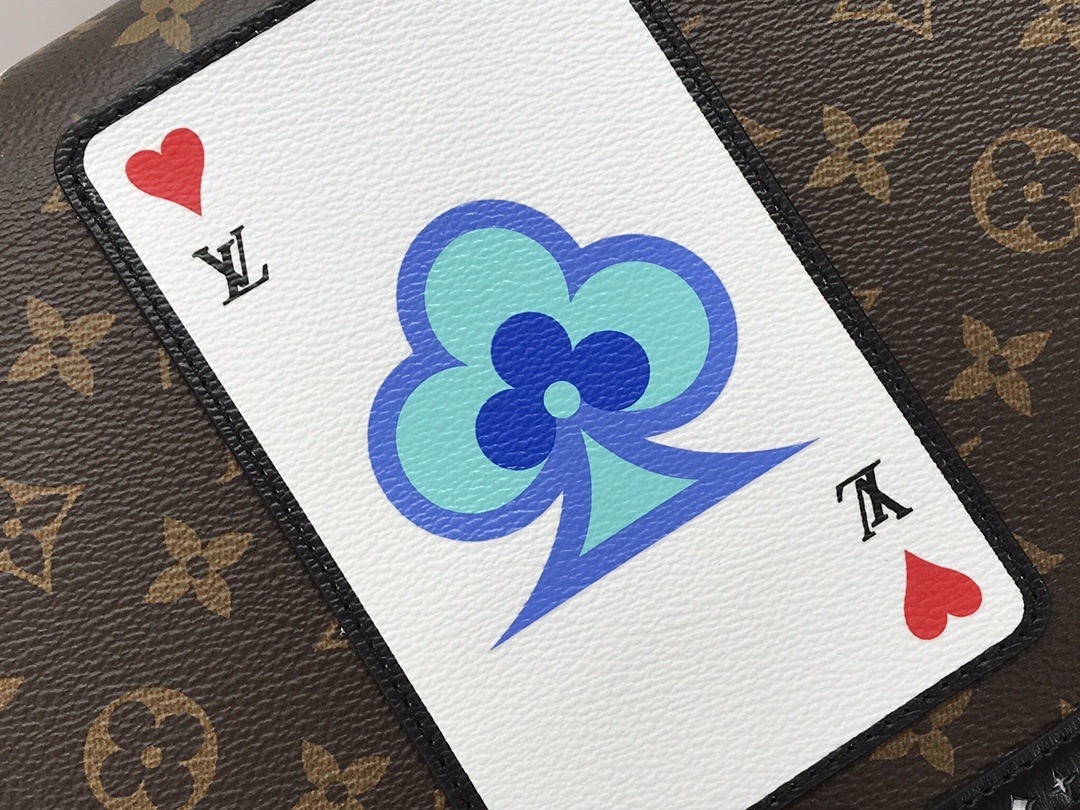 LV GAME ON DAUPHINE MM M57448