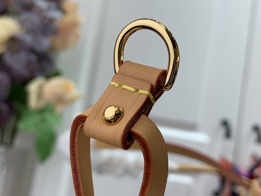 LV GAME ON NEVERFULL MM M57452