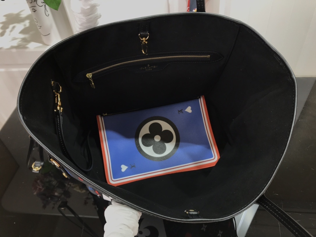 LV GAME ON NEVERFULL MM M57462