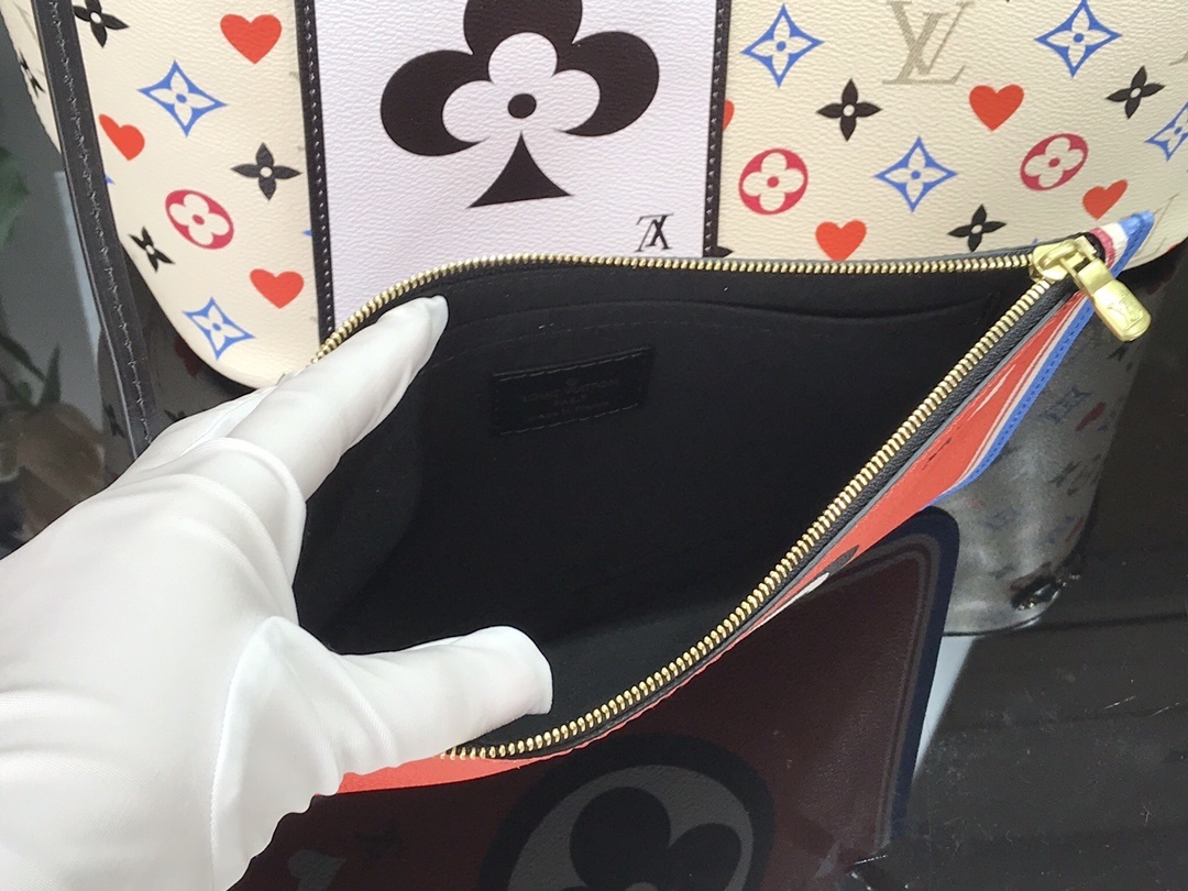 LV GAME ON NEVERFULL MM M57462