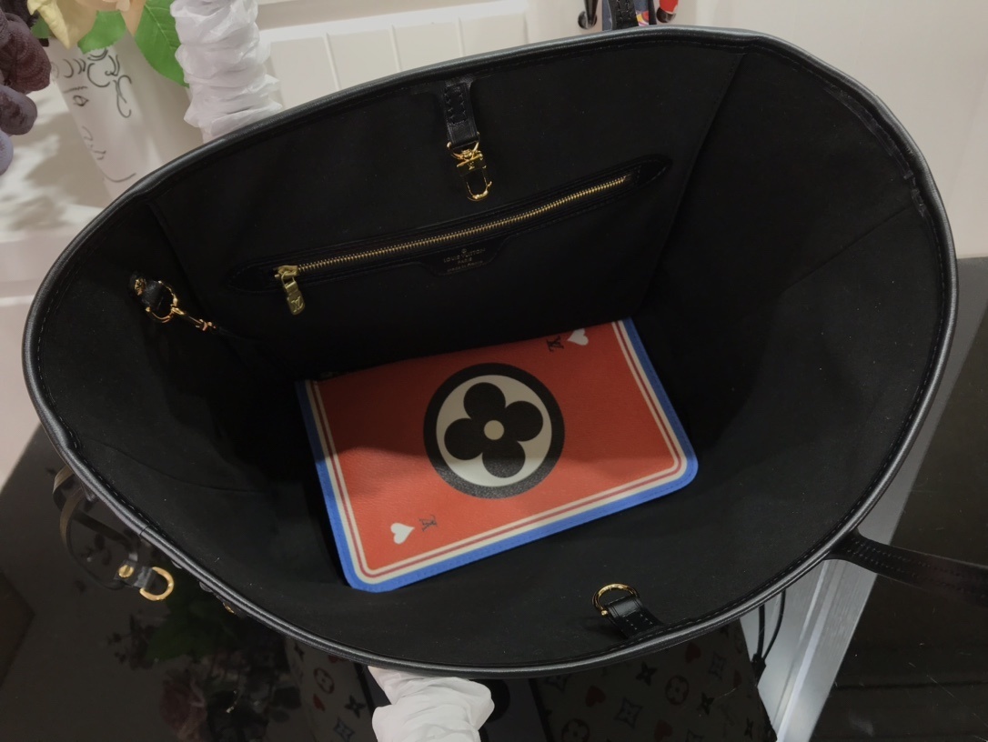 LV GAME ON NEVERFULL MM M57462