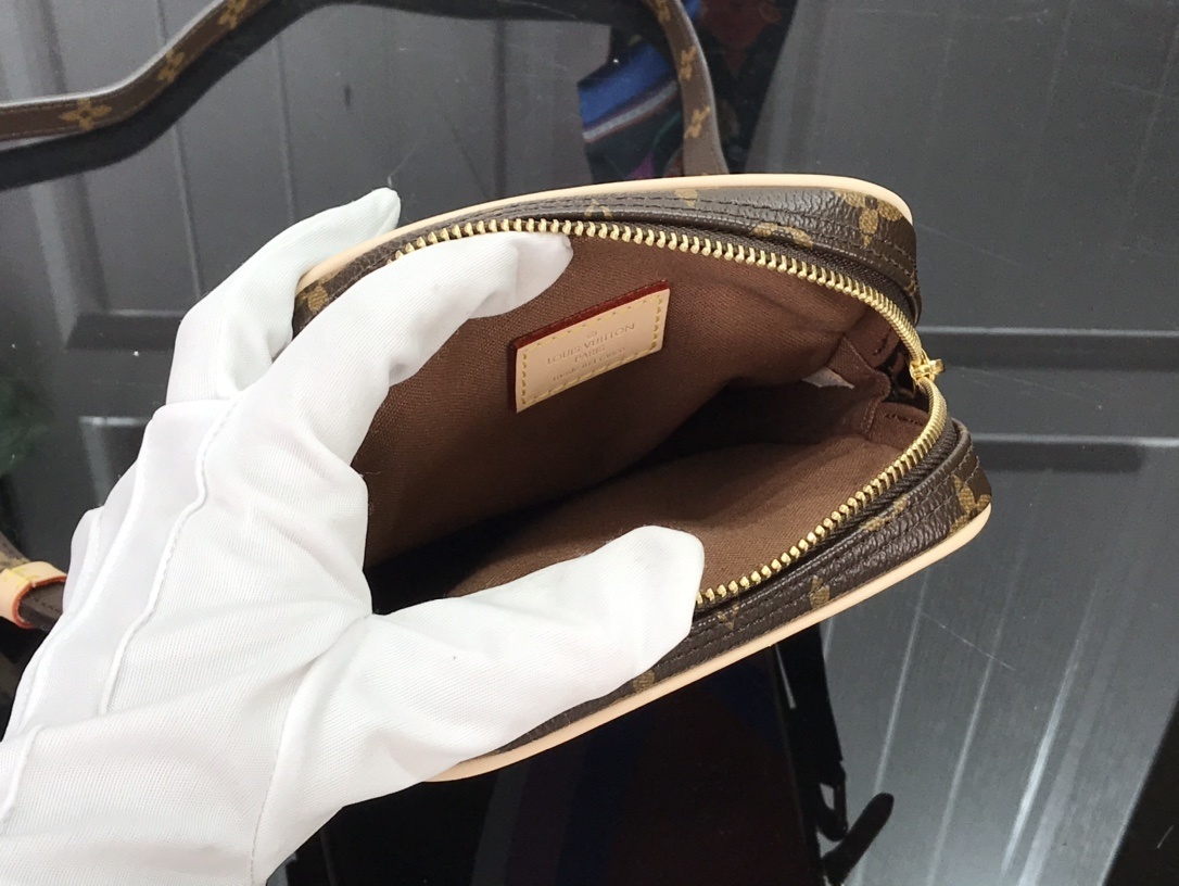 LV GAME ON PANAME SET M57450