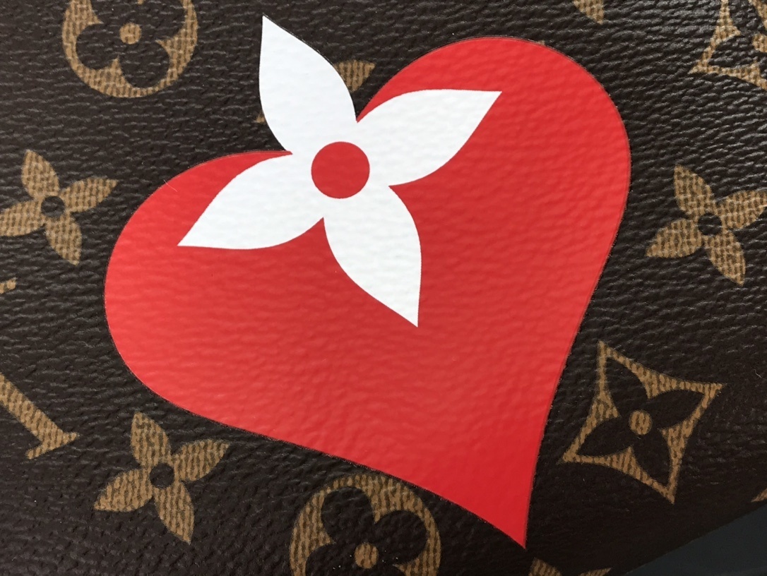 LV GAME ON POCHETTE COSMETIQUE M80283 