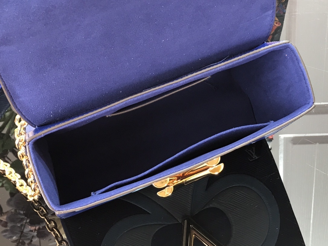 LV GAME ON TWIST PM M57460 