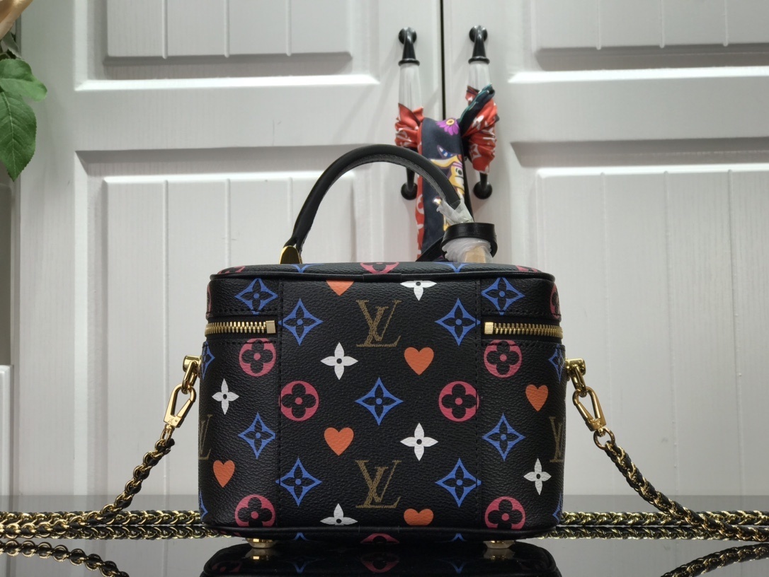 LV GAME ON VANITY PM M57482