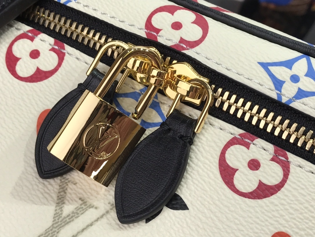 LV GAME ON VANITY PM M57482