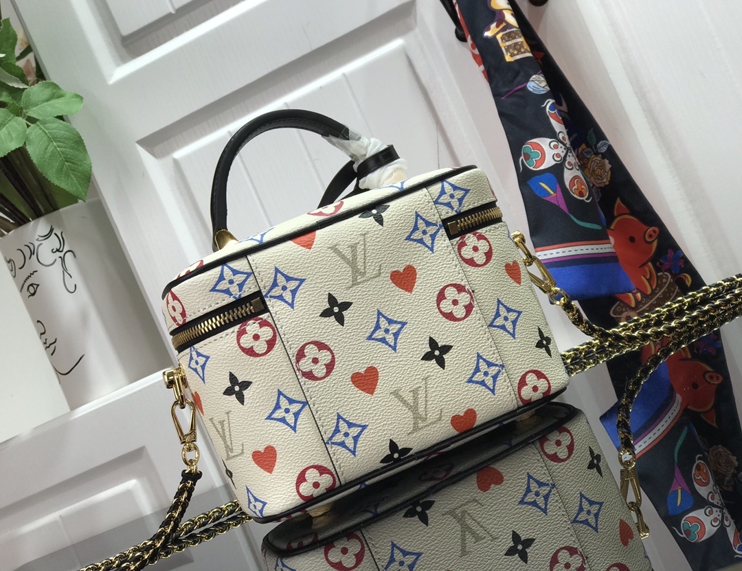 LV GAME ON VANITY PM M57482
