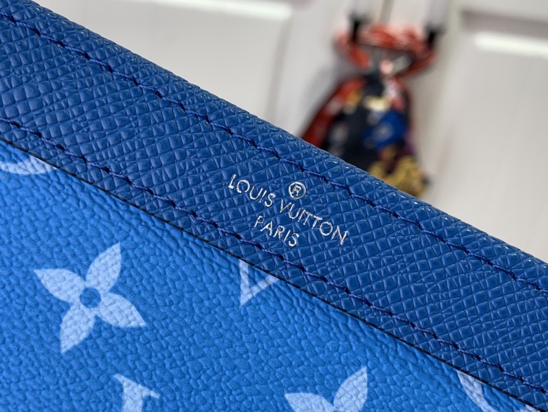 LV Gaston Wearable wallet M83099 