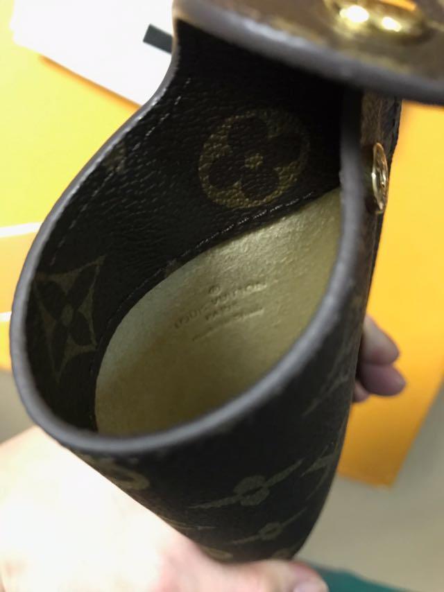 LV GLASSES BAG M00284 