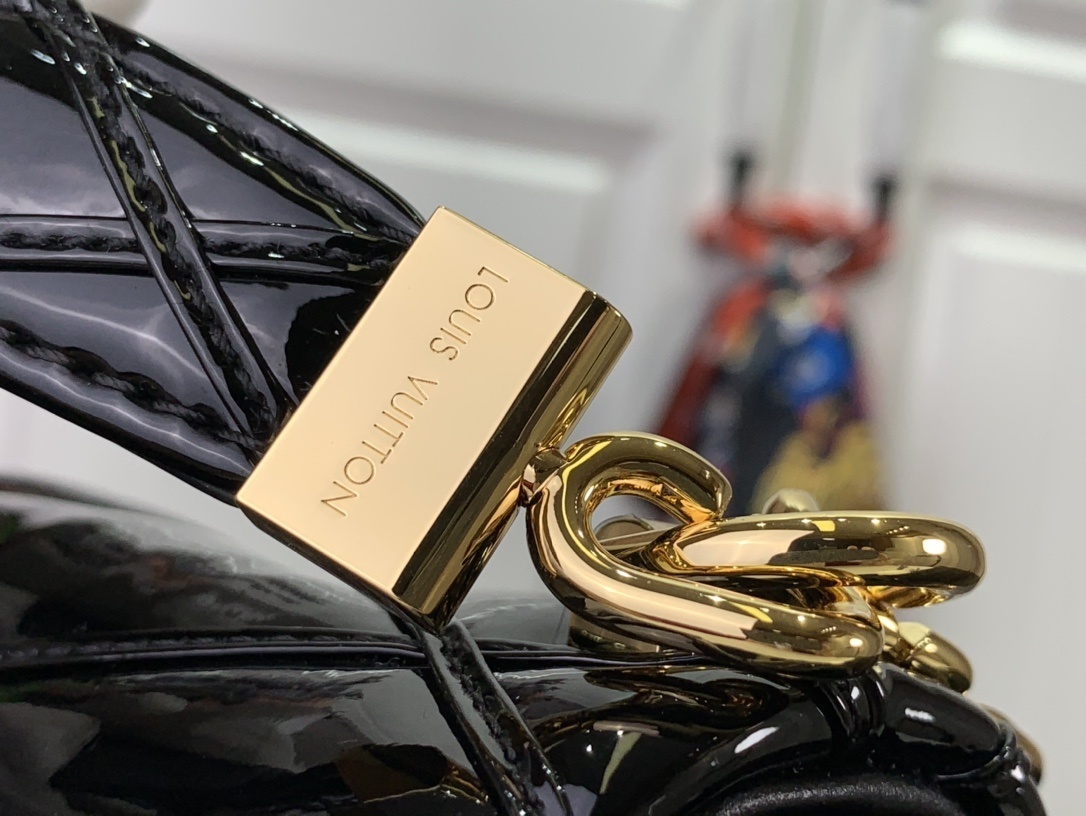 LV Go-14 Twist MM M25046