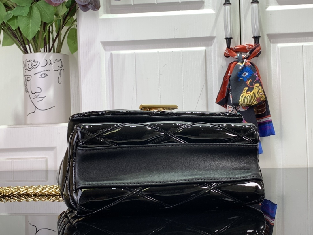 LV Go-14 Twist MM M25046