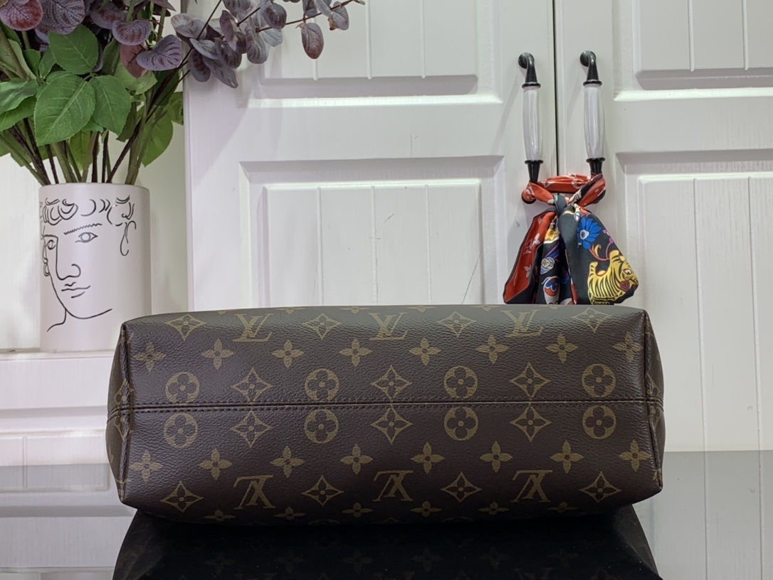 LV GRACEFUL m43700
