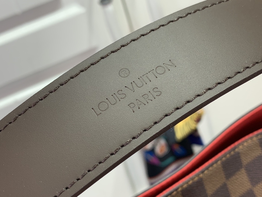 LV GRACEFUL N44045