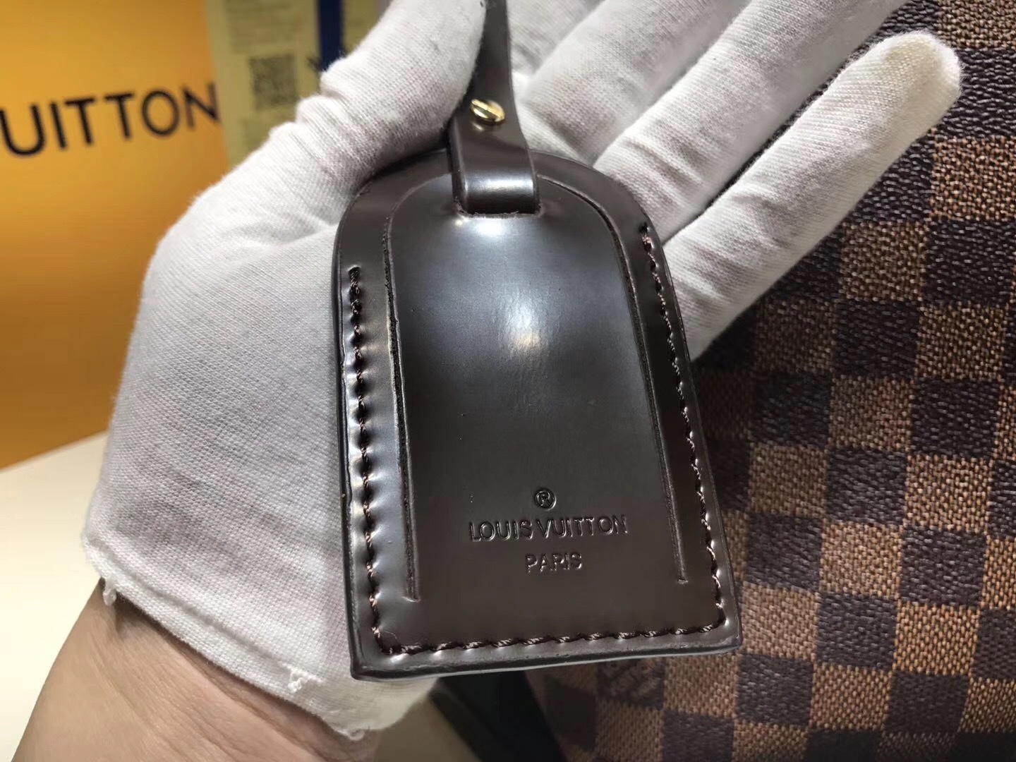LV Hand bag M43703