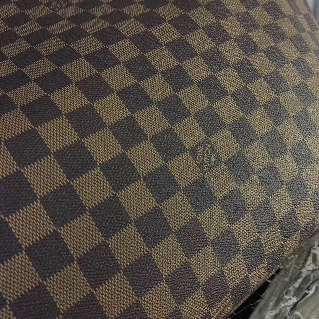 LV Hand bag M43703Y