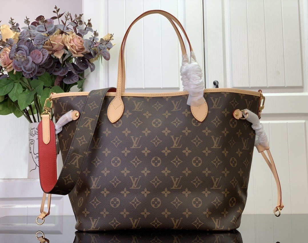 LV Handbag M12257