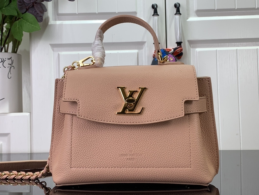 LV Handbag M21088