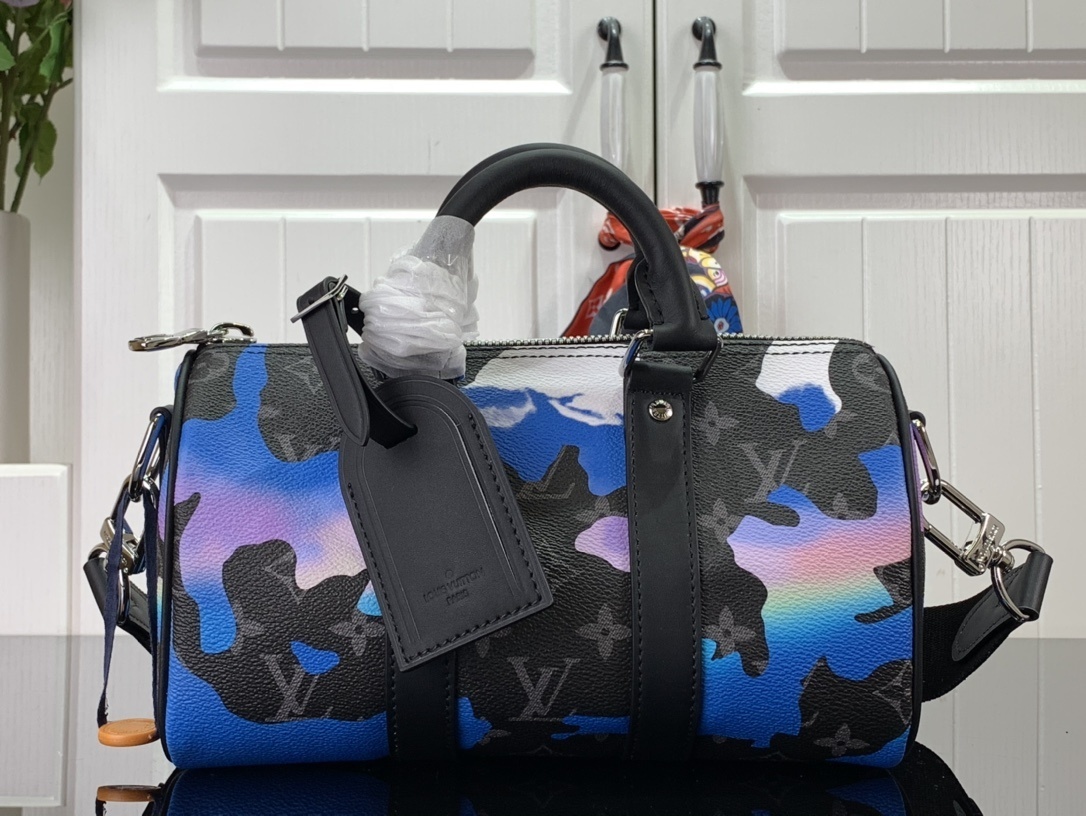 LV Handbag m21430