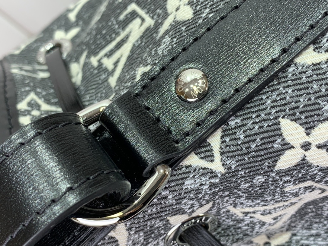 LV Handbag m21461 59606