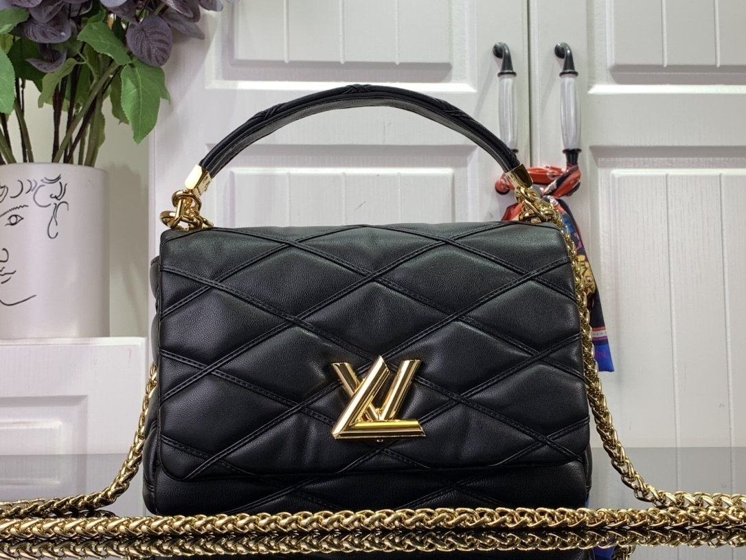 LV Handbag m22891 