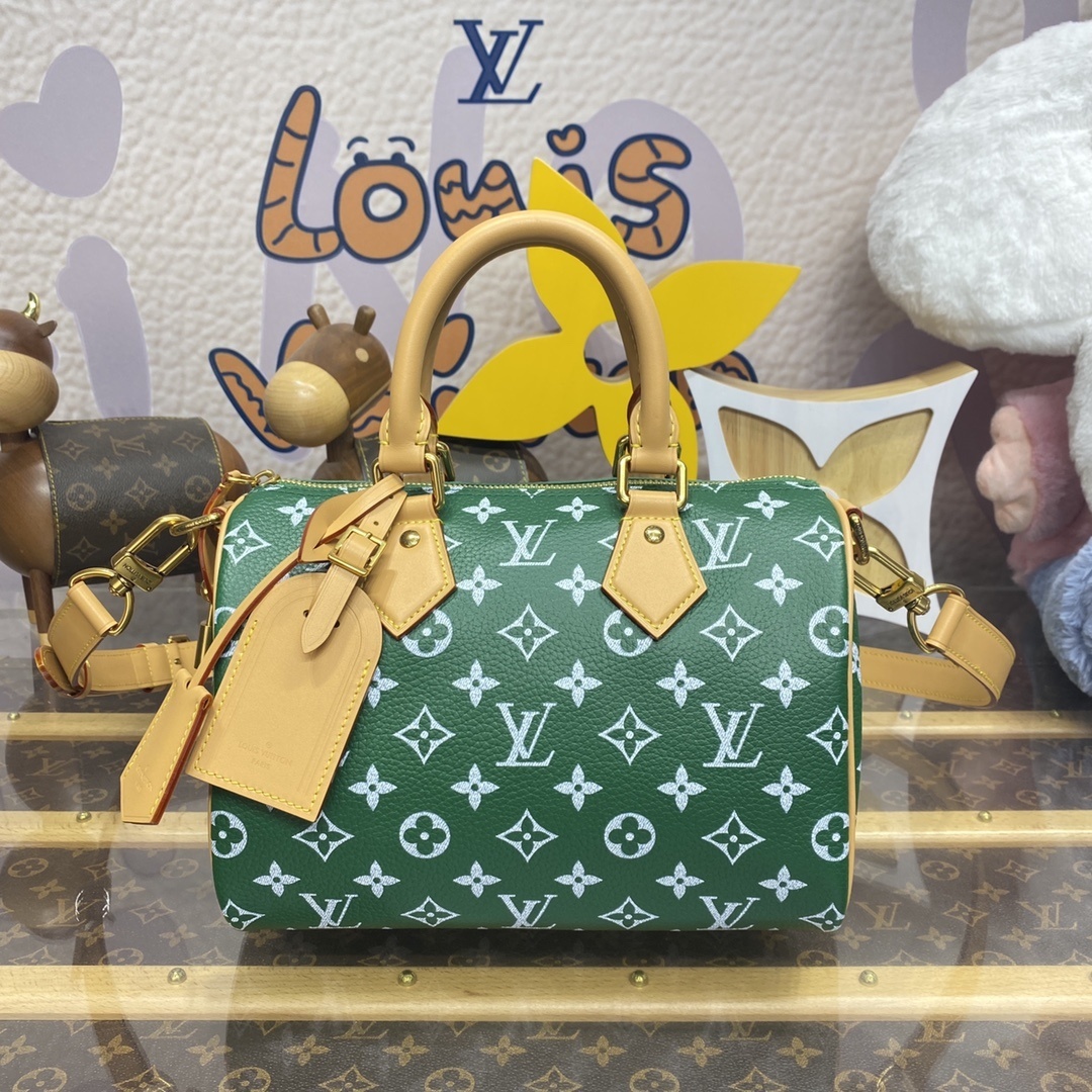 LV Handbag M24443