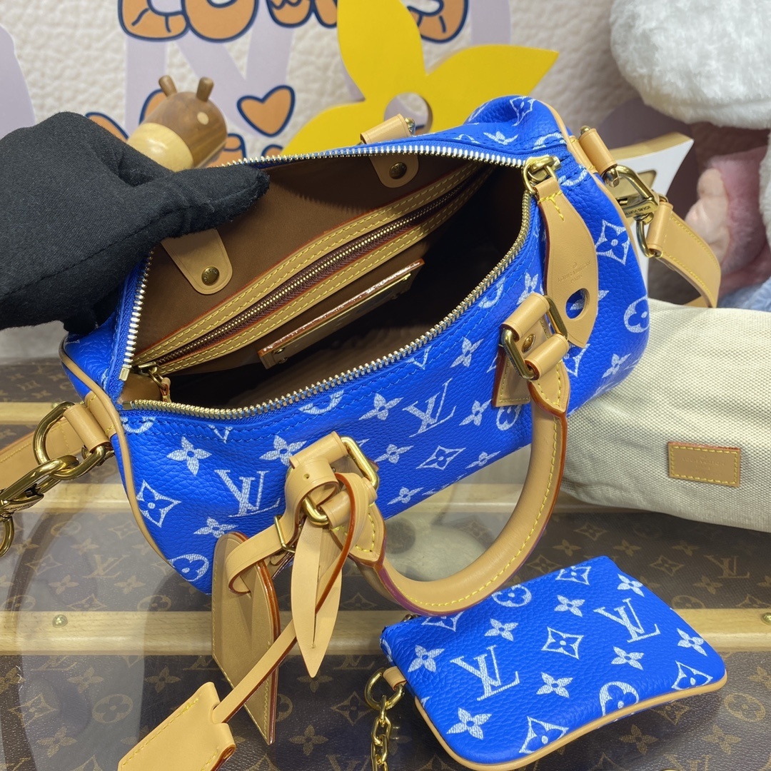 LV Handbag M24443