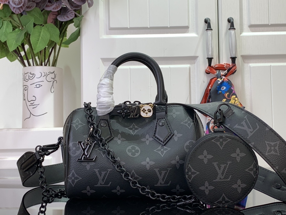 LV Handbag M24598