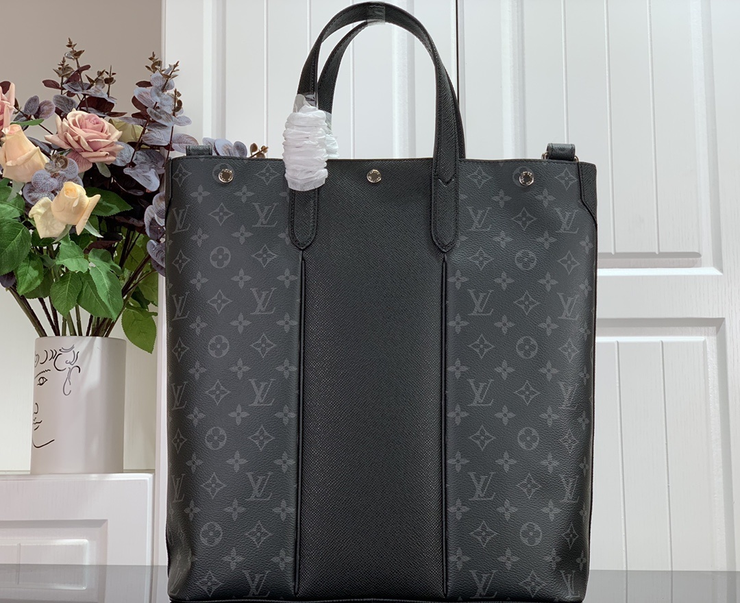 LV Handbag M30431