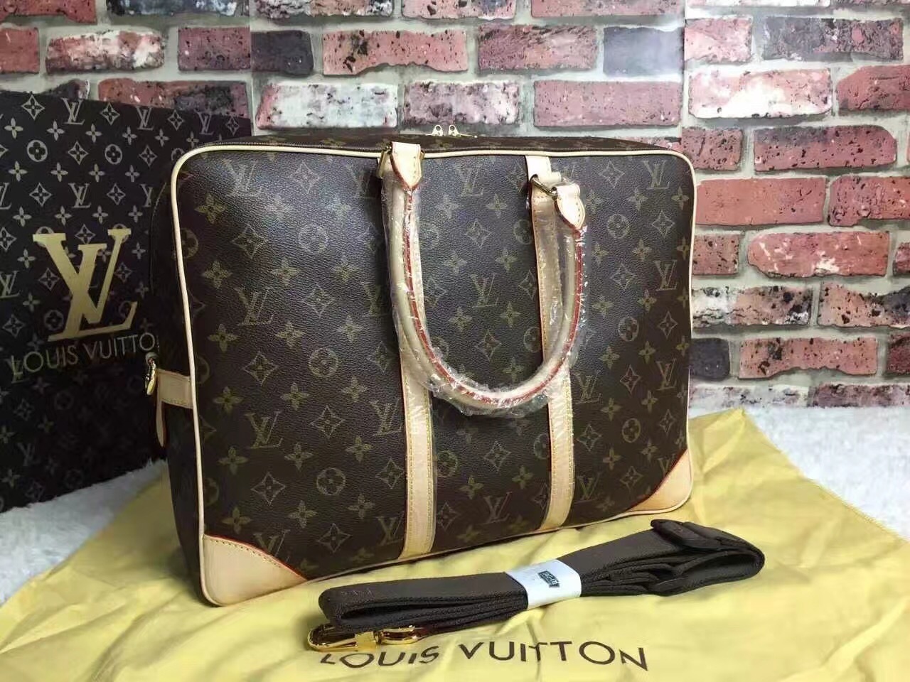 LV handbag M40223
