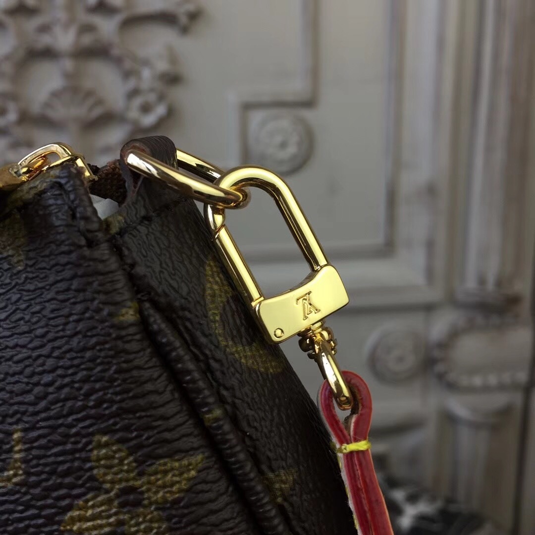 LV Handbag M40712 