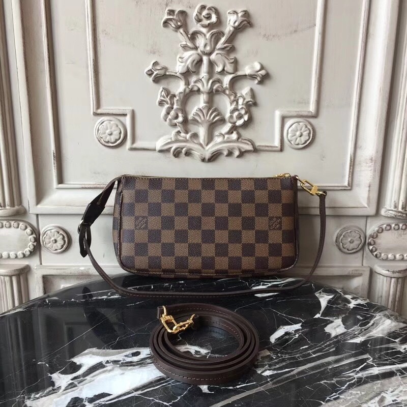 LV Handbag M40712 