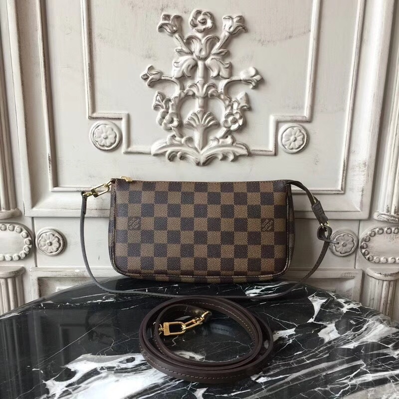 LV Handbag M40712 