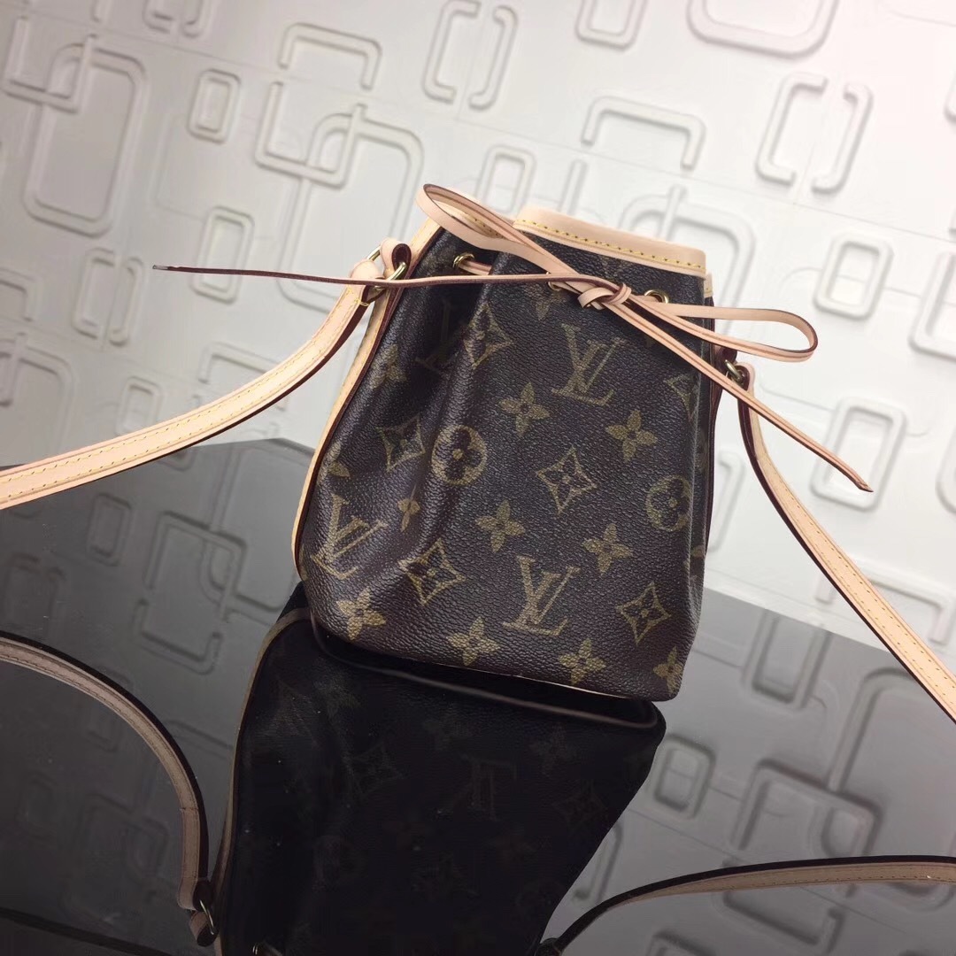LV Handbag M41346