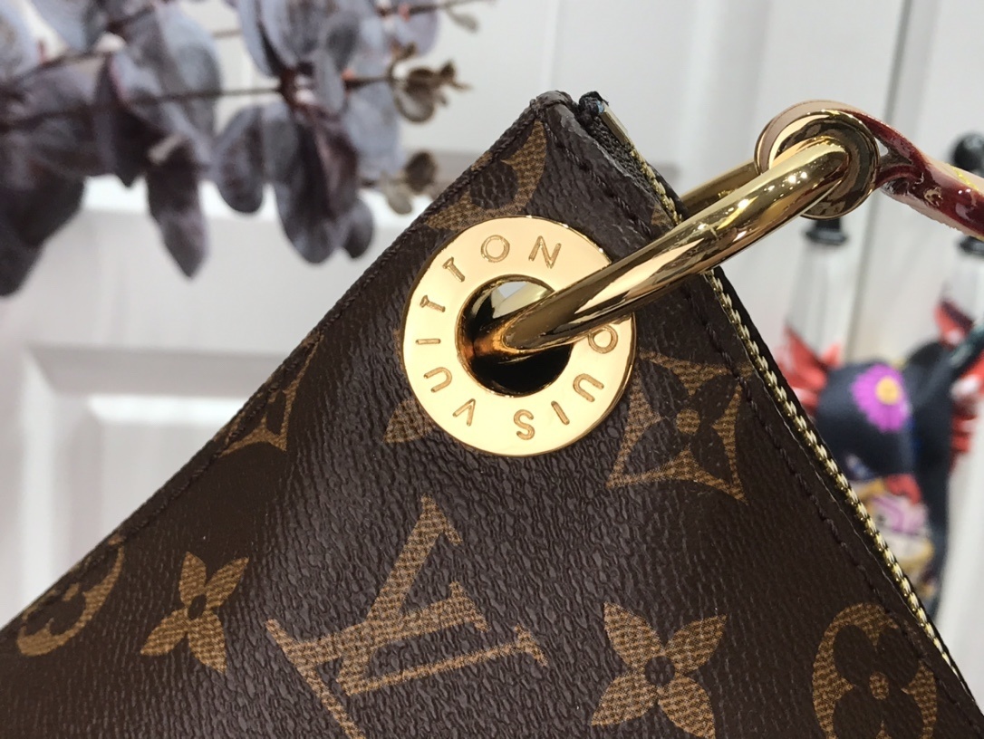 LV Handbag M41623 