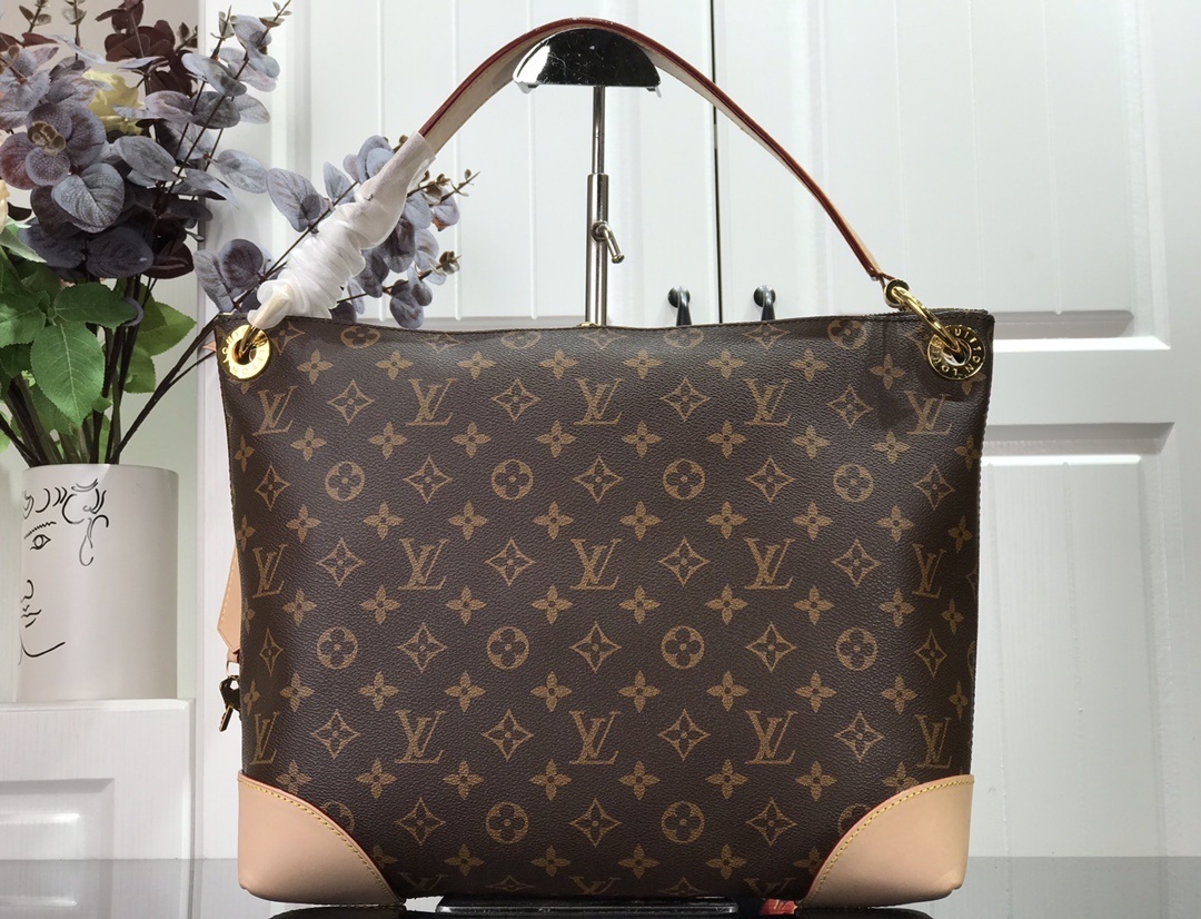 LV Handbag M41623 