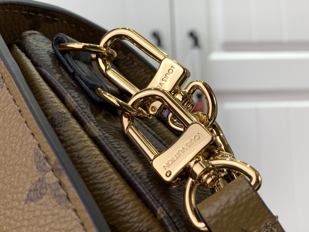 LV Handbag M46279