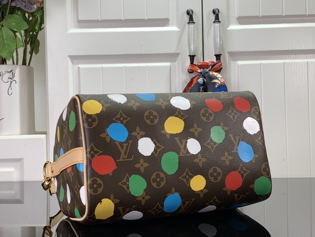 LV Handbag M46433 