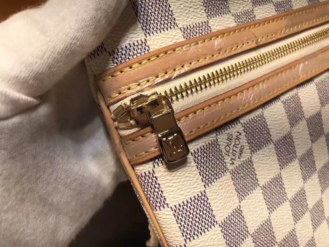 LV Handbag M51112SD
