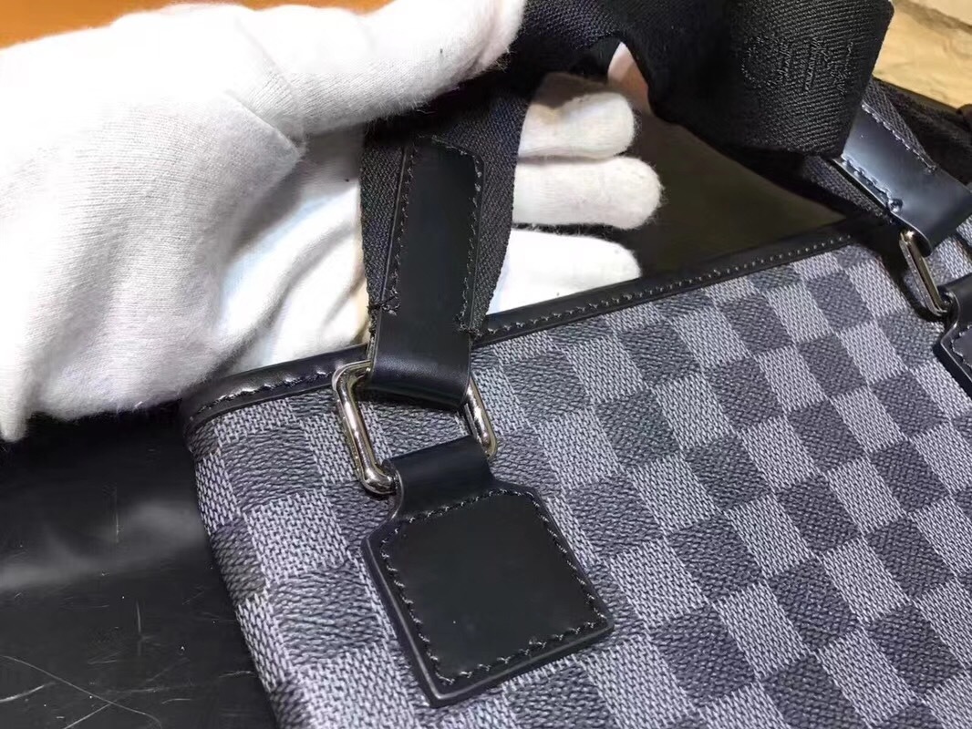 LV Handbag M51112SD
