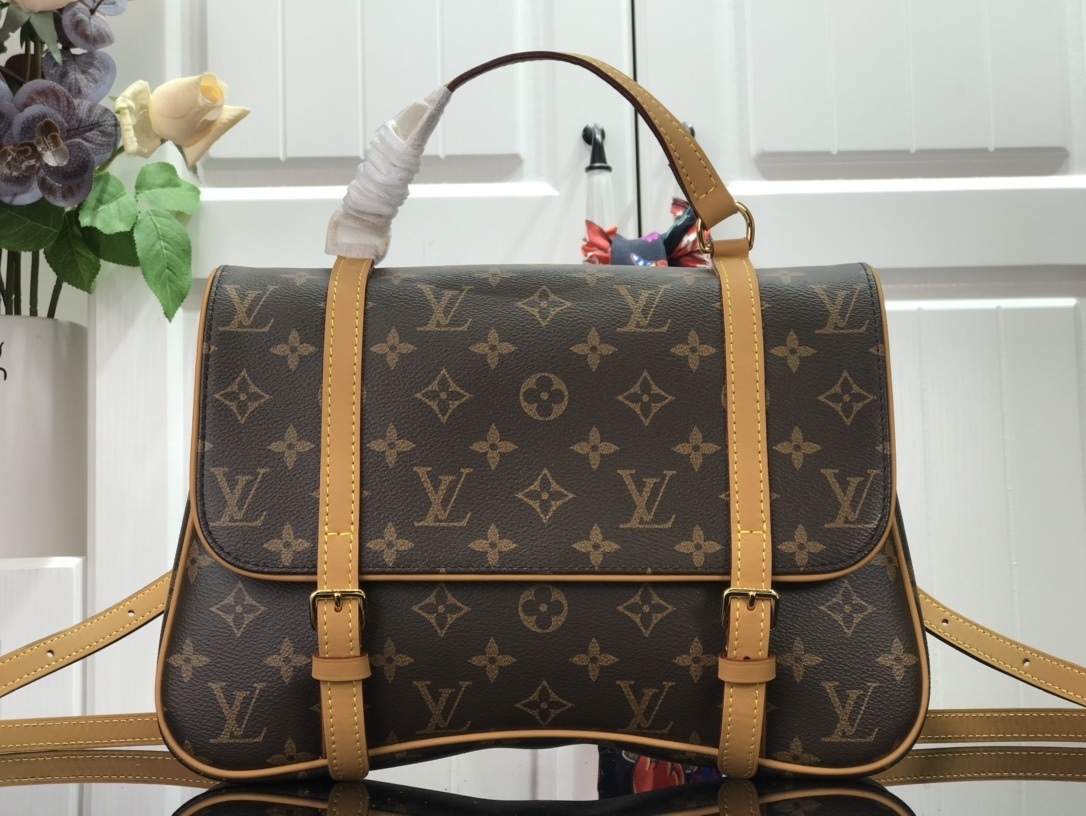 LV Handbag M51158 