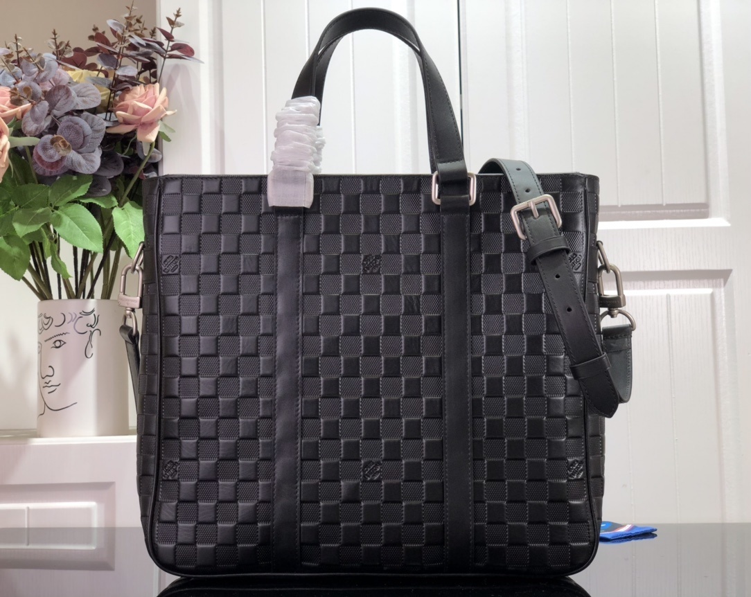 LV Handbag N41269