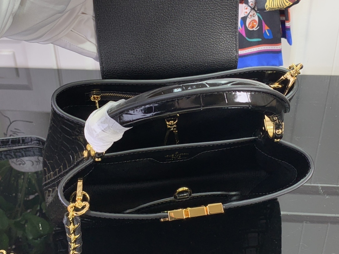 LV Handbag N93419 
