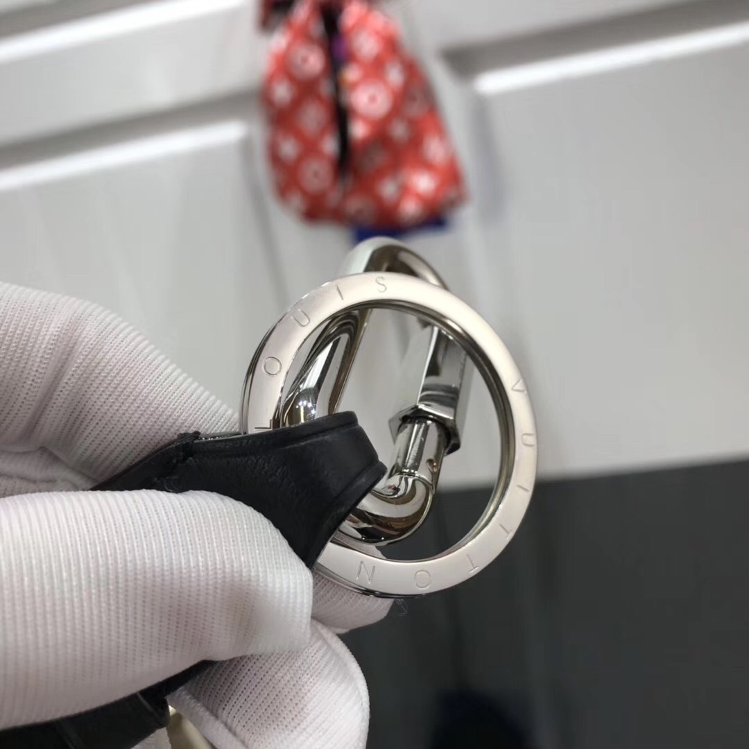 LV HARNESS DRAGONNE BAG CHARM AND KEY HOLDER MP2293