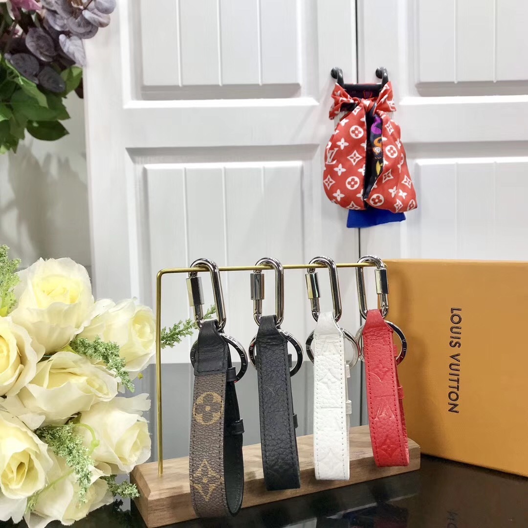 LV HARNESS DRAGONNE BAG CHARM AND KEY HOLDER MP2293