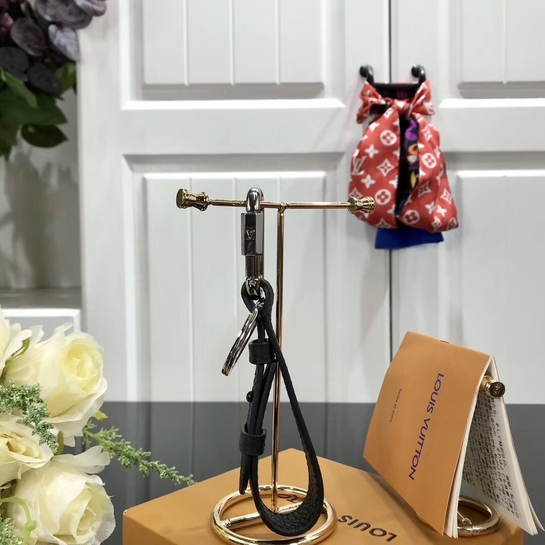 LV HARNESS DRAGONNE BAG CHARM AND KEY HOLDER MP2293